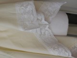2 draperii / perdele noi, bumbac 100 % , dantela aplicata, Mare