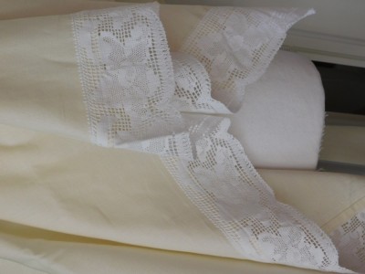 2 draperii / perdele noi, bumbac 100 % , dantela aplicata foto
