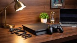 PlayStation 4 Slim 1TB CUH‑2216B Jet Black + manetă originală, ultima revizie, impecabil, accesorii incluse