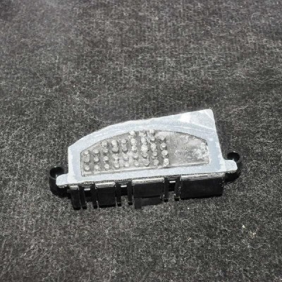 Rezistența aeroterma AUDI A4 Avant 8K5, B8 2013 OEM: A24690641008T0820521 | 2553856 foto