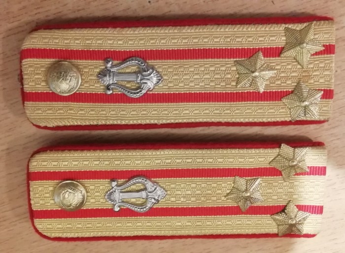 C1 3 - Grade militare veston - comunism RSR - colonel muzica militara - argintiu