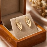 Cumpara ieftin Cercei Privirea Aurie , Cercei cu tija placati 18K Brazilia