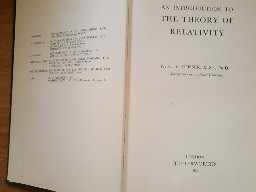 An introduction to the theory of relativity - W.G.V. Rosser foto