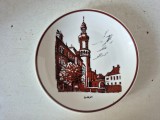 Farfurie Decorativă Porțelan &ndash; Holl&oacute;h&aacute;za Sopron &ndash; Stil Suvenir / Grafică Urbană (Anii '70 - '80)
