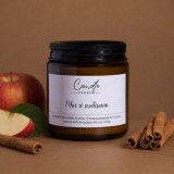Măr și scorțișoară lum&acirc;nare parfumată din ceară naturală de soia &icirc;n sticlă ambră