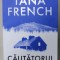 CAUTATORUL de TANA FRENCH , 2023