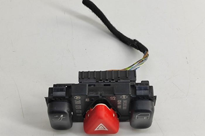 Buton de avarie MERCEDES-BENZ E W210 2000 OEM: A2088200310 29014833