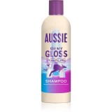 Aussie Oh My Gloss Shampoo șampon pentru un par stralucitor si catifelat 300 ml