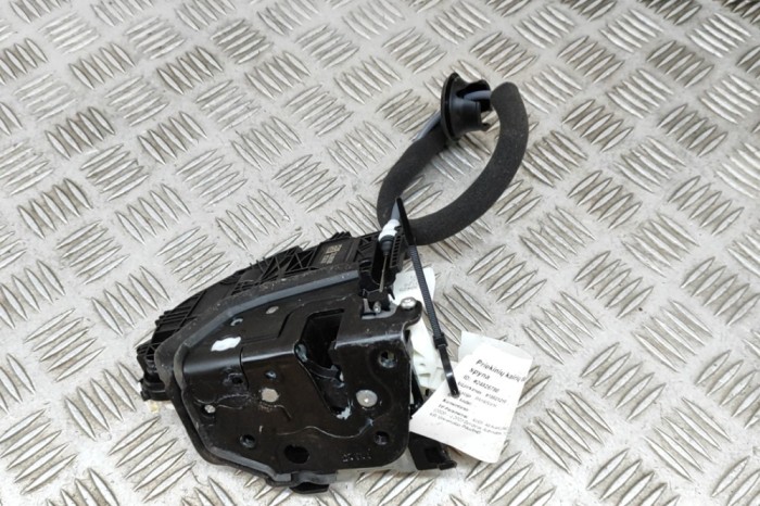 &Icirc;ncuietoare ușă st&acirc;nga față AUDI A4 Avant 8W2, B9 2023 OEM: 8X2837015D 24926780