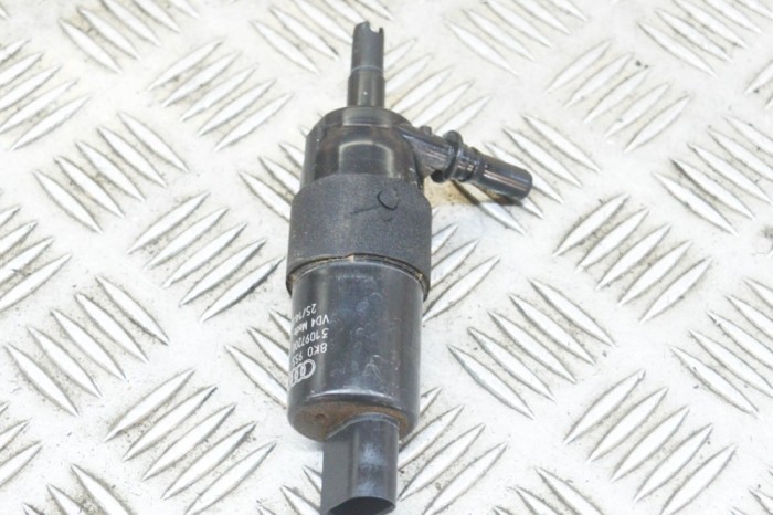 Motor spălător far AUDI A4 8K2, B8 2014 OEM: 8K0955681,31097200 | 14551325