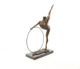 Femeie Art Deco cu cercul - statueta din bronz pe scoclu din marmura BE-35, Nuduri