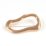 Brosa aurie abstracta cu design modern