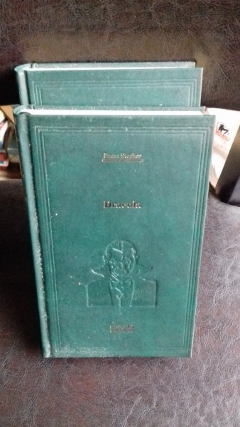 DRACULA - BRAM STOCKER