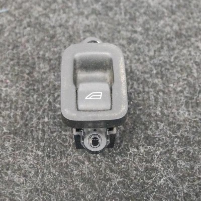 Buton geam ușă dreapta spate VOLVO S40 II MS 2005 OEM: 30658449 2456238 foto