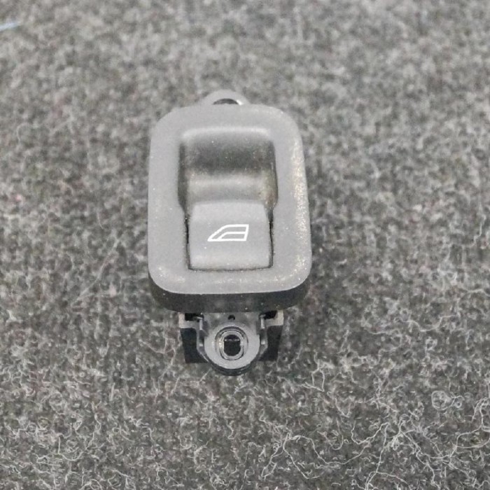 Buton geam ușă dreapta spate VOLVO S40 II MS 2005 OEM: 30658449 2456238