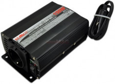 Invertor auto Kemot URZ3160, 12V/230V, 150W, 1 iesire foto