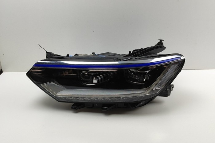 Far st&acirc;nga față VW PASSAT Variant B8 3G5 2018 OEM: 3G1941081F,4G0907697F,7PP941572AB,7PP941572A 30480051