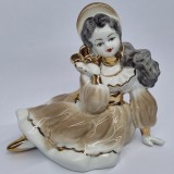 Fetita - bibelou portelan romanesc vechi, vintage