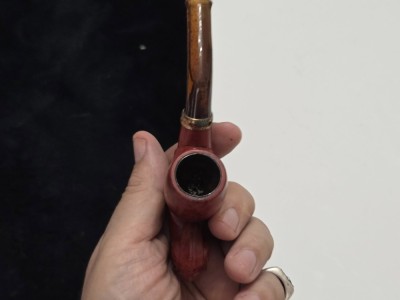 Pipa vitage deosebita foto
