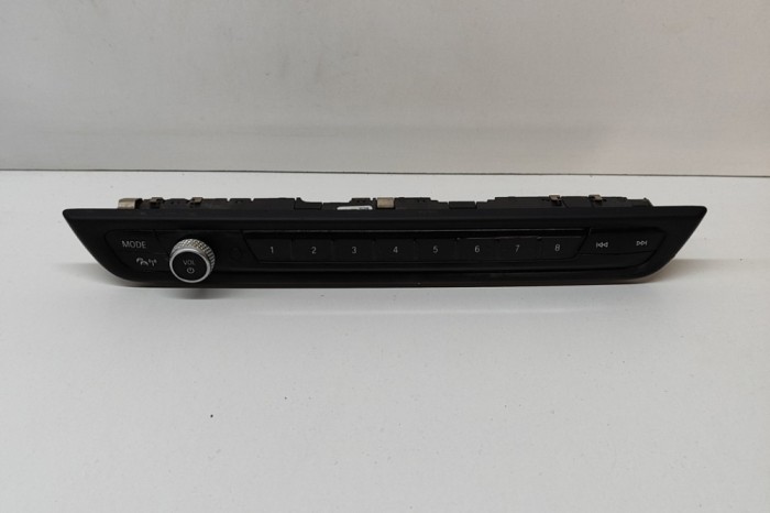 Buton player muzical BMW F40 2022 OEM: 5A47C50,7949339 21744742