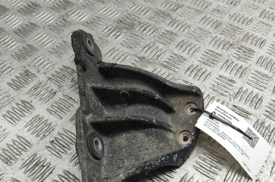 Suport motor dreapta MASERATI LEVANTE SUV M161 2016 OEM: 670034567 30562743 foto