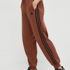 adidas pantaloni de trening din bumbac culoarea maro, cu imprimeu