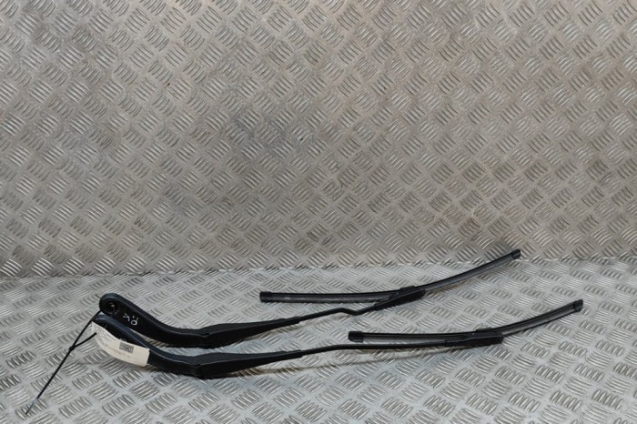 Braț ștergător față BMW 2 Coupe F22, F87 2014 OEM: 7239519,7239520 28818755