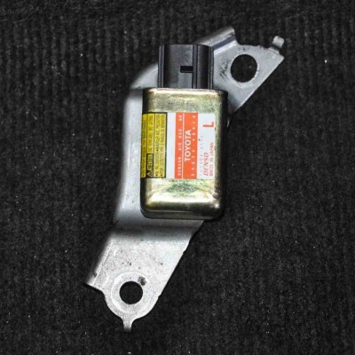 Senzor de impact st&amp;acirc;nga spate LEXUS RX _U3_ 2005 OEM: 89834-48010 | 2102372 foto