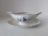 Sosiera portelan alb cu decor flori albastre, Villeroy &amp; Boch Alt Luxemburg