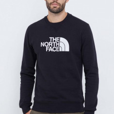 The North Face hanorac de bumbac Drew Peak Crew bărbați, culoarea negru, cu imprimeu NF0A4SVRKY41