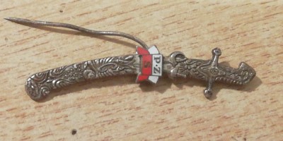 QW9RO N 61 - insigna - militar - Polonia - Spada medievala foto