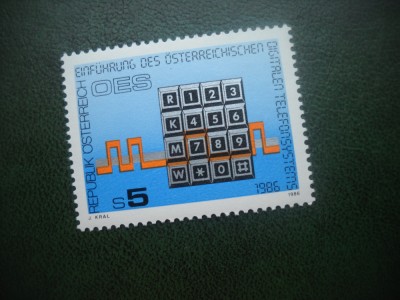 HOPCT TIMBRE MNH 690 TELEFONUL CU CLAPE 1986-1 VAL AUSTRIA foto