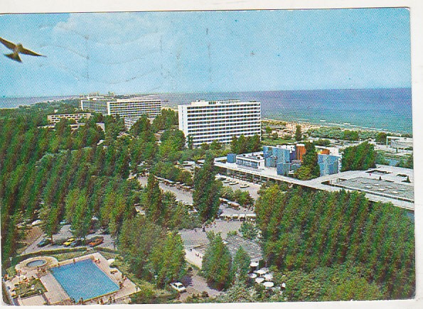 bnk cp Mamaia - Teatrul si hotelurile Serena , Doina ,Flora - circulata - mf