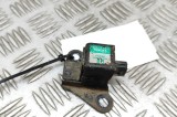 Senzor de impact dreapta față TOYOTA HIACE IV Minibus / passenger _H1_, _H2_ 2001 OEM: 89173-26030,87600-3980 28444953