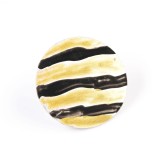 Inel statement pictat cu dungi texturate