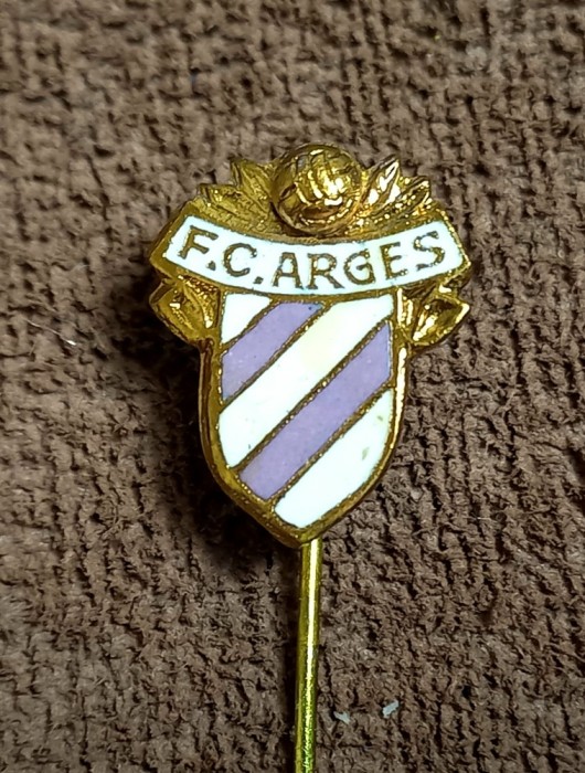 Insigna fotbal - FC ARGES PITESTI