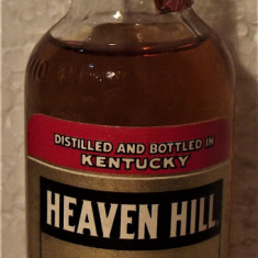 RARE WHISKEY miniaturi HEAVEN HILL KENTUCKY STRAIGHT BOURBON 80 PROOF -EXPORT