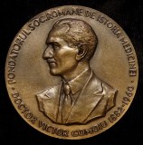 Medalie Doctor Victor Gomoiu 1969 ,bronz 6 cm