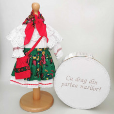 Set Botez Traditional , Costum Traditional Fetite Floral 2 - 2 piese costumas si cutie botez
