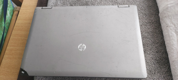 LEPTOP HP ProBook 6450b , PENTRU PIESE . SE VINDE TOT ASA CUM ARATA .
