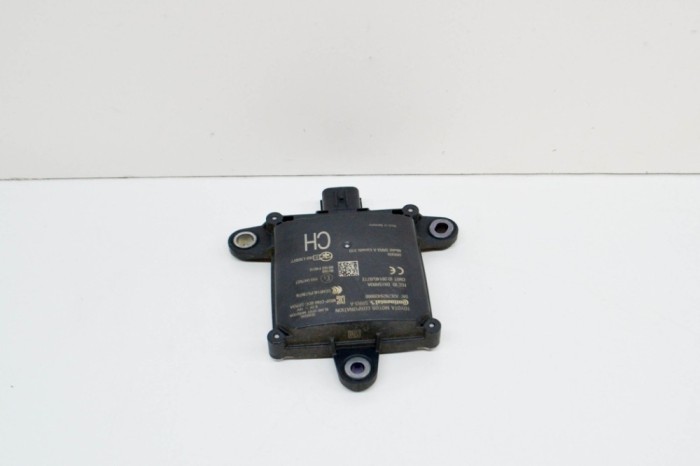 Modul de control unghi mort TOYOTA C-HR _X1_ 2018 OEM: 88162-F4010,10R-047527,80168-F4010,A2C7625420000 14888353