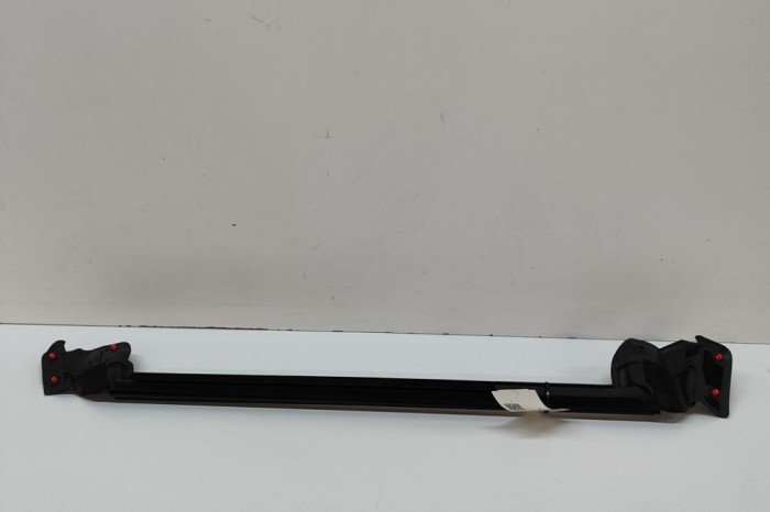 Chedar geam ușă dreapta spate TESLA MODEL Y 2024 OEM: 1500065-00-F 30761067