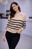 Bluza dama bej cu dungi negre si guler din dantela