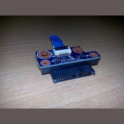 Connector SATA unitate optica Samsung RV508 foto