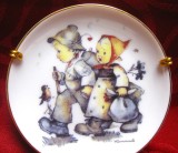 FARFURIE PORTELAN DECOR HUMMEL HANSEL SI GRETEL