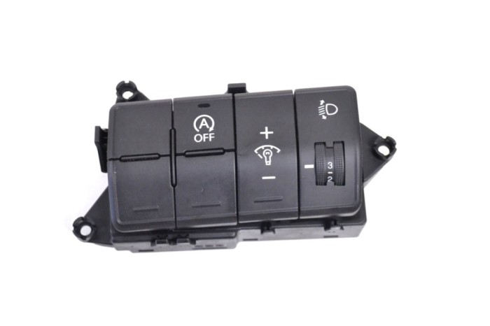 Comutator de reglare &icirc;nălțime faruri HYUNDAI i30 GD 2013 OEM: 93320-A6080RY 13489640