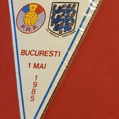 Fanion meci fotbal ROMANIA - ANGLIA (Bucuresti 01.05.1985)
