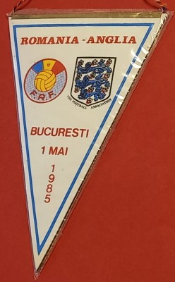 Fanion meci fotbal ROMANIA - ANGLIA (Bucuresti 01.05.1985) foto