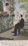 Ilustratie cu o scena romantica de curtare la fereastra (circulata 1905)