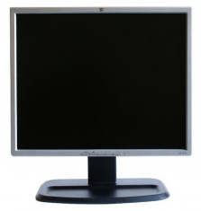 Monitor 19 inch LCD HP L1955, Silver &amp;amp; Black, 3 Ani Garantie foto